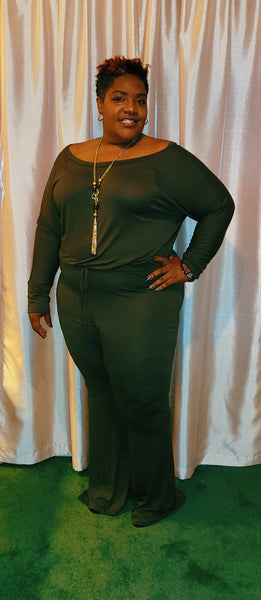 Nothing to Lose Jumpsuit Curvy (OLIVE)